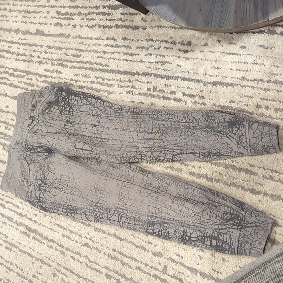 Lululemon Warm Down Jogger *7/8 Length Thread Dye Rover Black - Picture 7 of 13